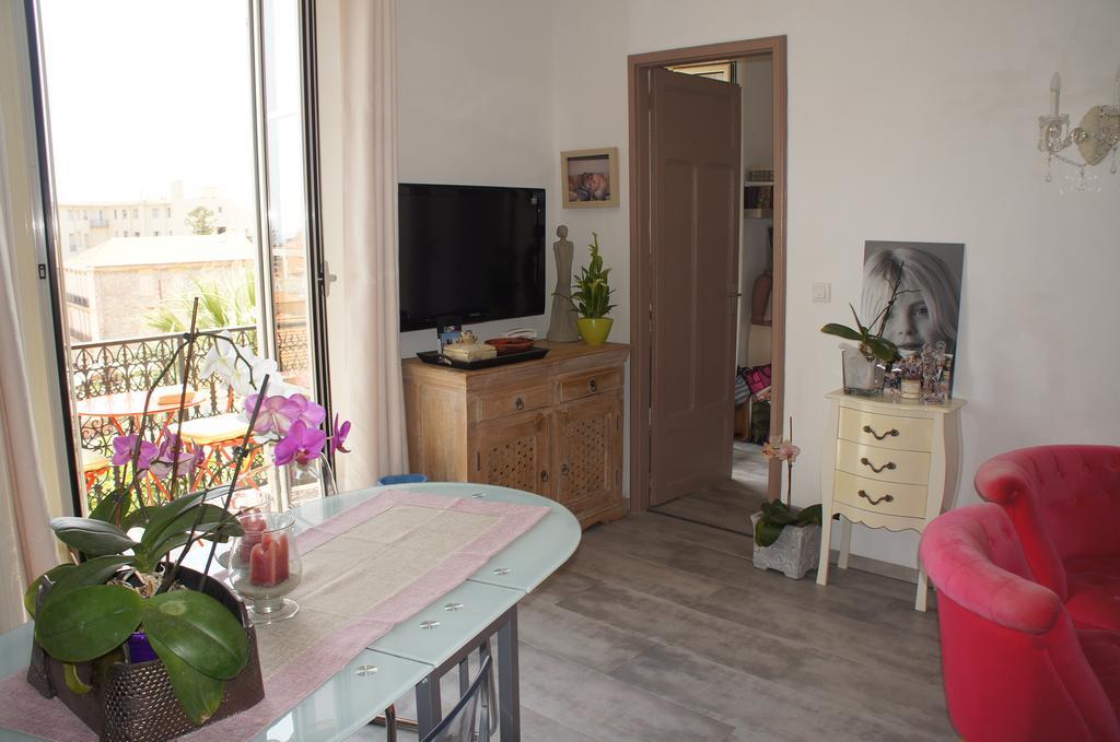 Le Louvre Apartment Menton Ngoại thất bức ảnh